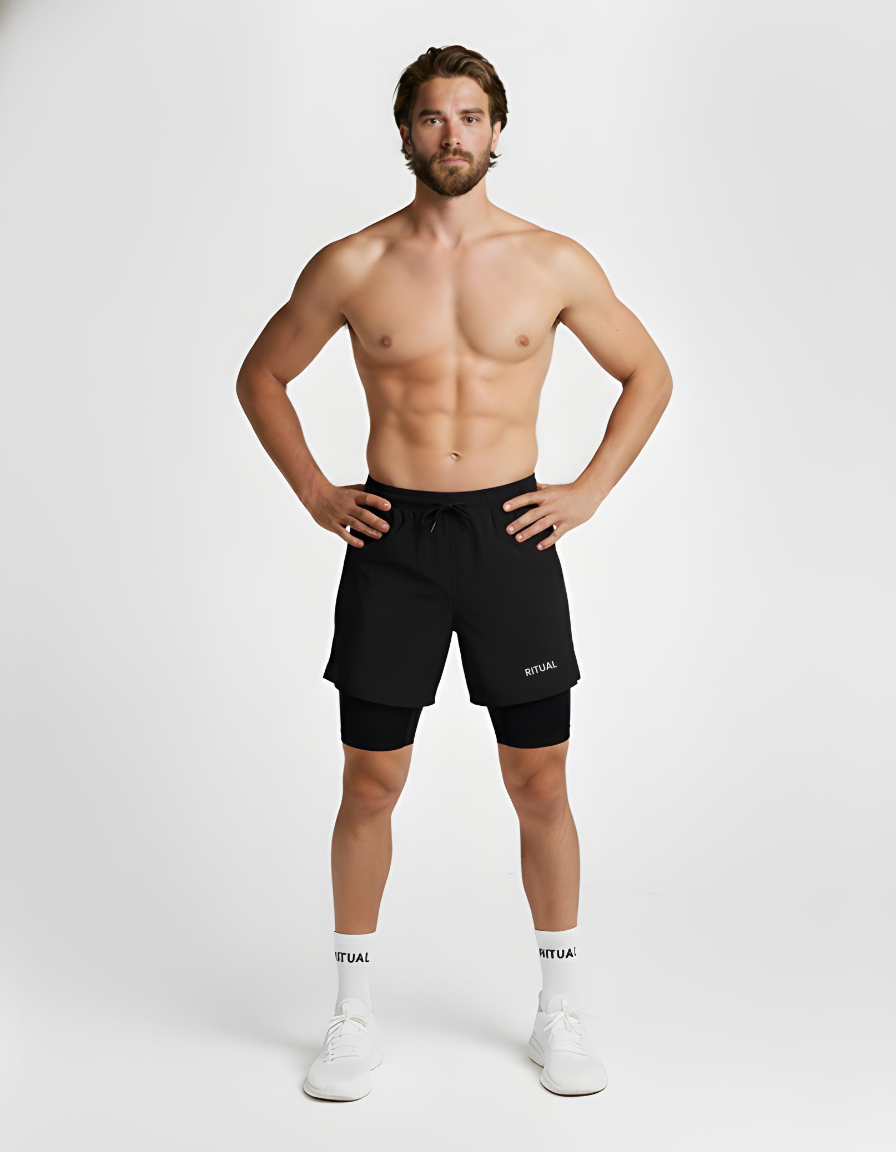 Your everyday 2-in-1 shorts for morning runs, dog walks, and outdoor adventures.