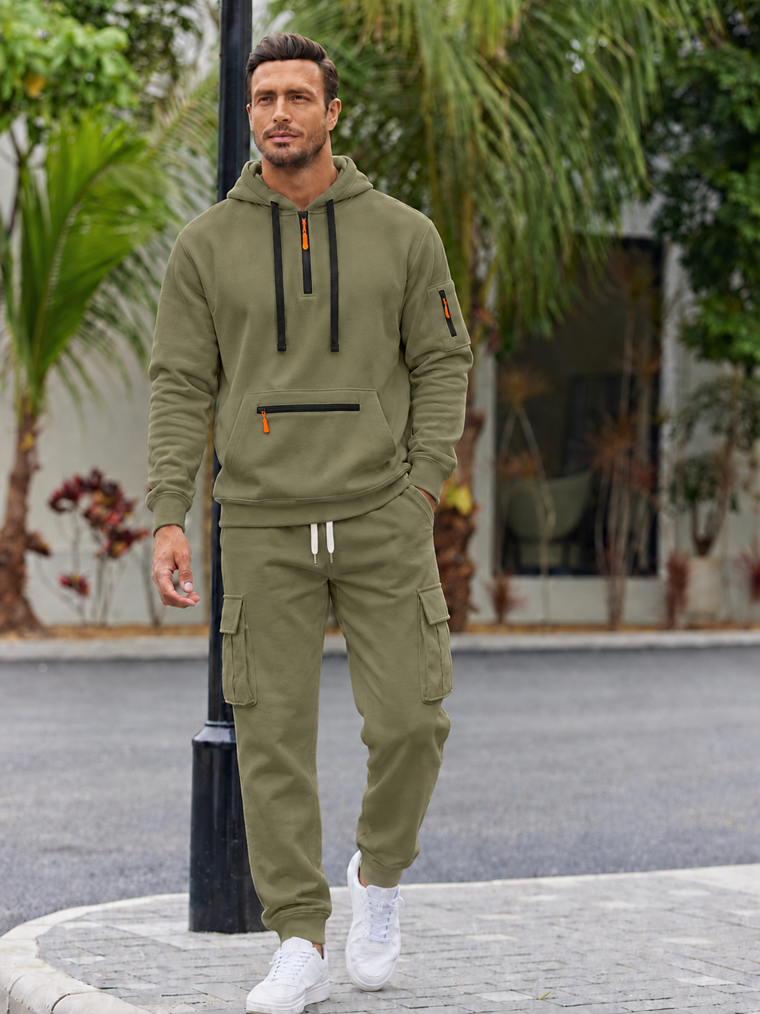 🍂Men’s Hooded Two-Piece Set – Relaxed-Fit Top & Pants for Fall & Winter