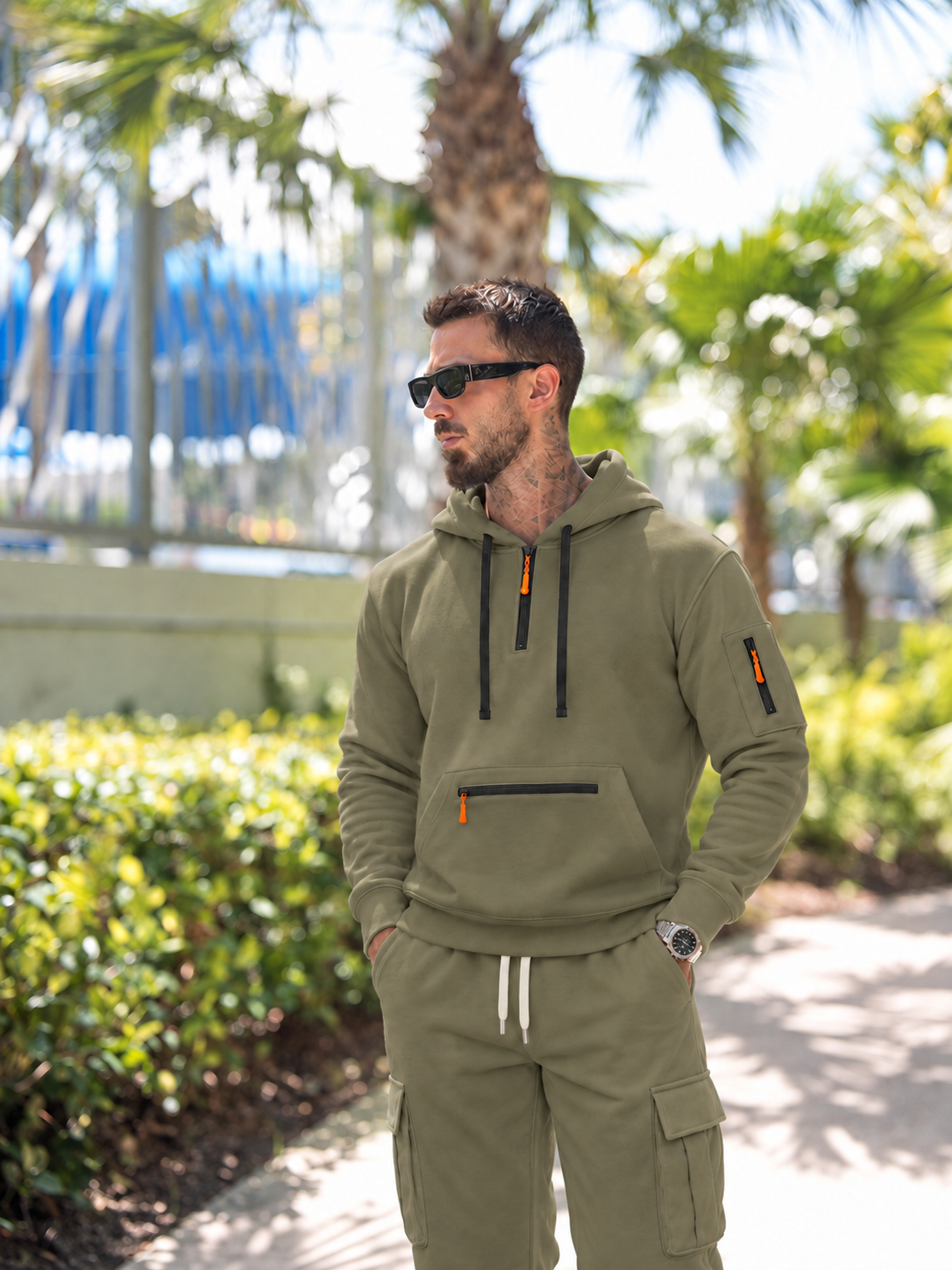 🍂Men’s Hooded Two-Piece Set – Relaxed-Fit Top & Pants for Fall & Winter